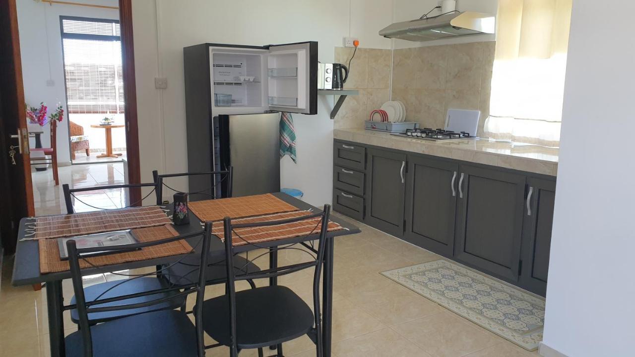 Chez Johnny Apartment Гранд Байе Екстериор снимка